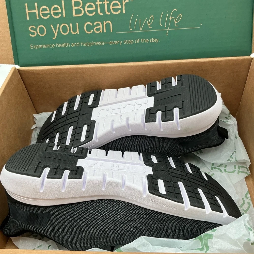 KURU Men's Via Flex Black and White Sneakers size‎ 10 wide